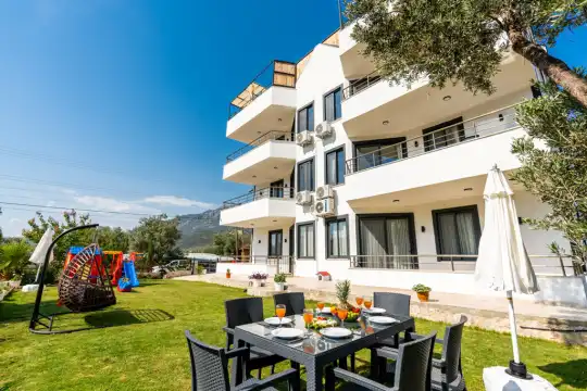 Gümüş Apart 6 Denize Yakın Apart