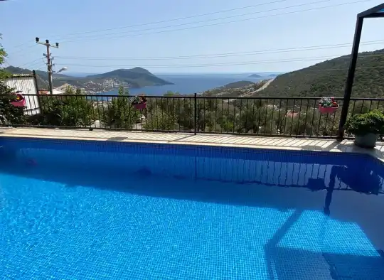  Via Port Apart Havuzlu Deniz Manzaralı Apart 