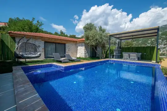 Villa Beyina Muhafazakar Balayı Villası 