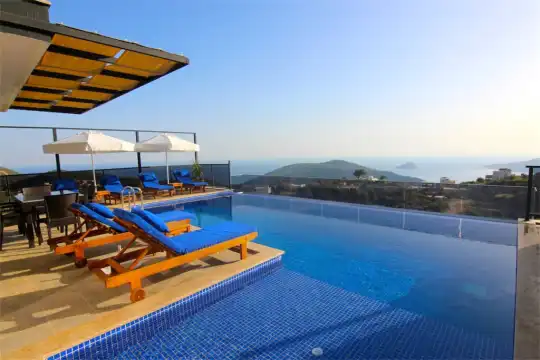 Villa Blue Star Deniz Manzaralı Merkeze Yakın Villa 
