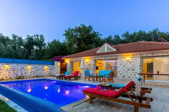 Villa Araf Üzümlü'de Kiralık Tatil Villası