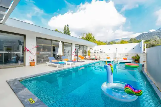 Villa Aysa Doğa Manzaralı Muhafazakar Villa