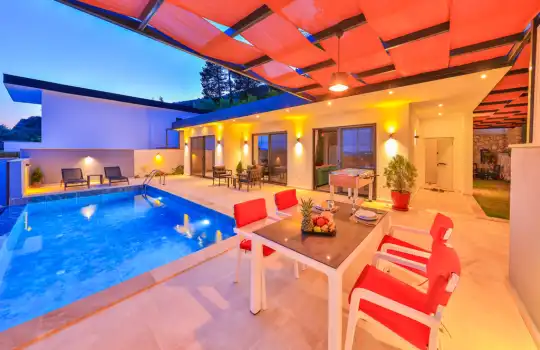 Villa İcon Deniz Manzaralı Villa