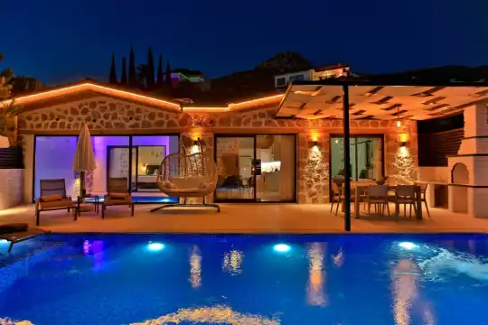 Villa Kızılkaya Deniz Manzaralı Villa