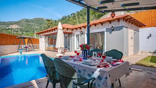 Villa Nasuh Jakuzili Balayı Villası